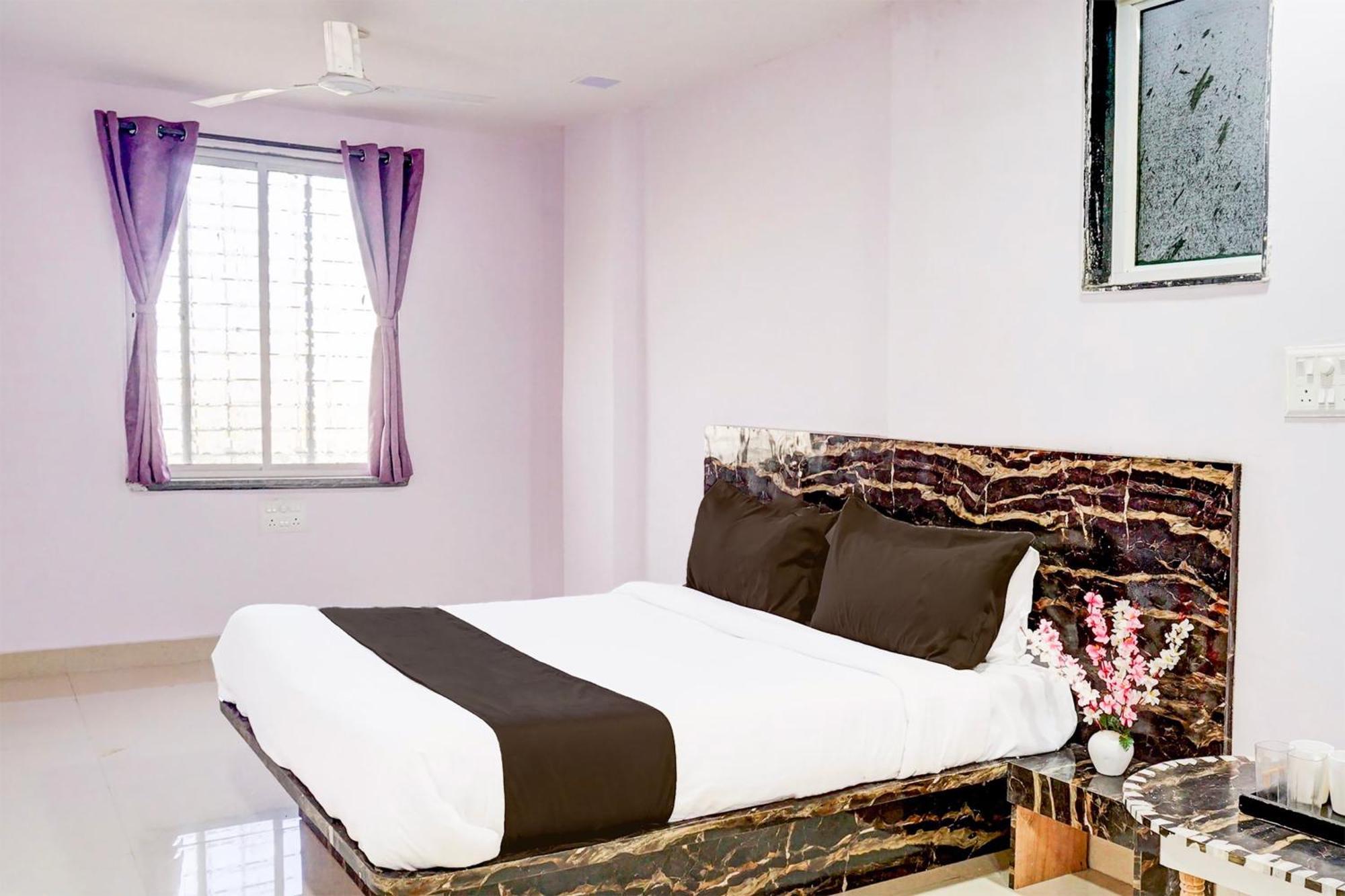 Hotel O Silver Inn 힌제와디 외부 사진